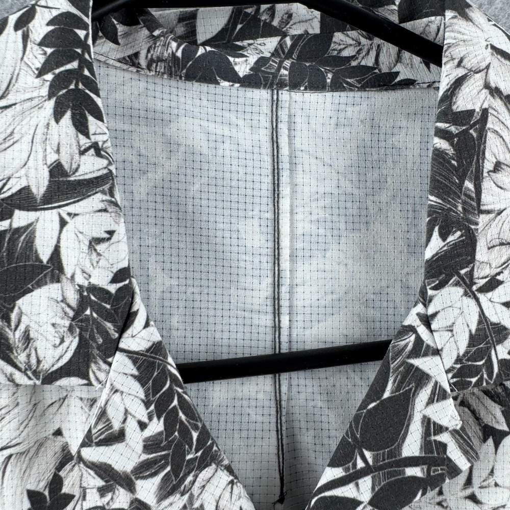 Lululemon Shirt Mens Large Black Floral Hawaiian Perforated Airing Easy - Picture 3 of 11